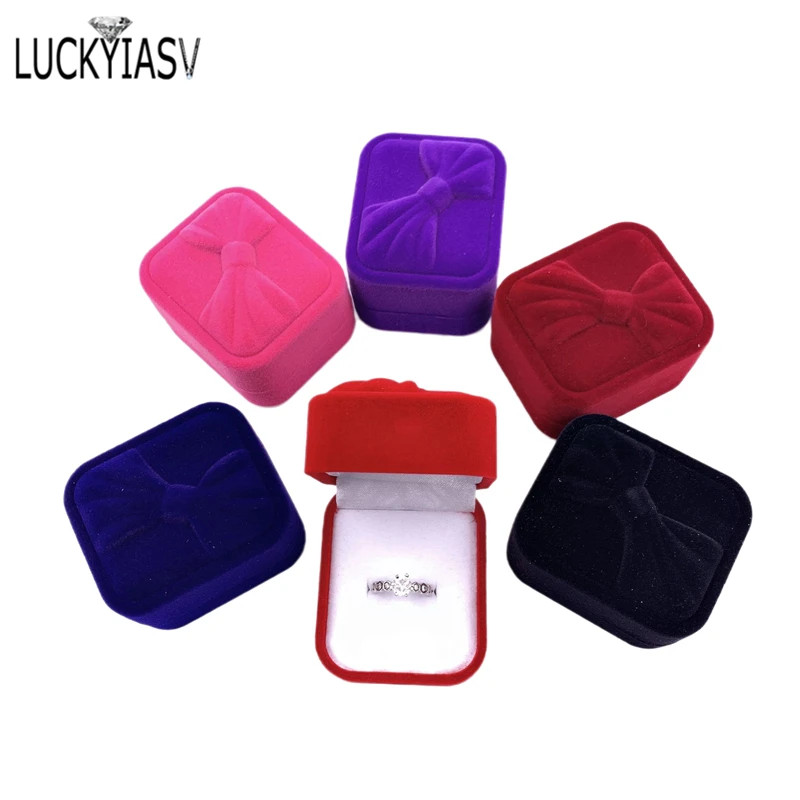 

Hot 1PC Gift Square Velvet Boxes Display Case Weddings Party Jewelry Box for Ring Earrings Wholesale Gift Box 5*6*4cm