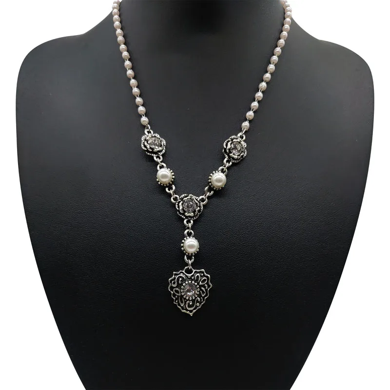 Traditional Bavarian Pearl Necklace Fiona with Rhinestones Edelweiss Small Beaded Ladies Costume Oktoberfest Jewelry Wholesale