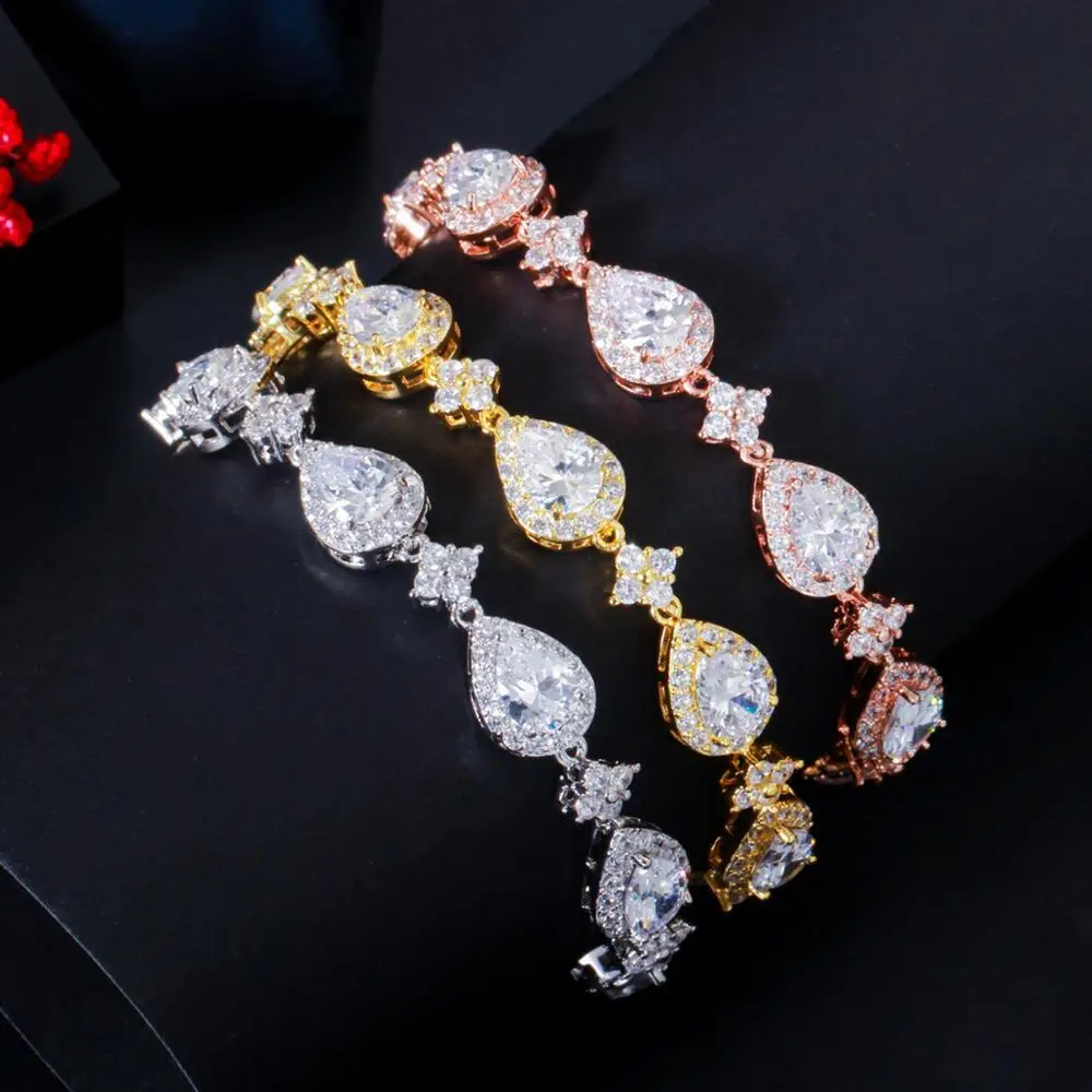 

Pera Classic Sparkling CZ Crystal Gold Color Water Drop Link Chain Bracelets Bangle for Bridal Wedding Jewelry Accessories B193