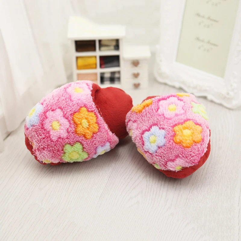 Pet Flip Flop Lovely Flower Pattern Dogs Toy Pet Puppy Chew Play Cute Plush Slipper Shape Squeaky Toys Dog Pets Blue Pink Color