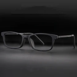 Men And Women Pure Titanium TR90 Spectacles Frames Myopia Glasses Ultra Light Comfortable Full Frame Square Optical Eyewear 8802