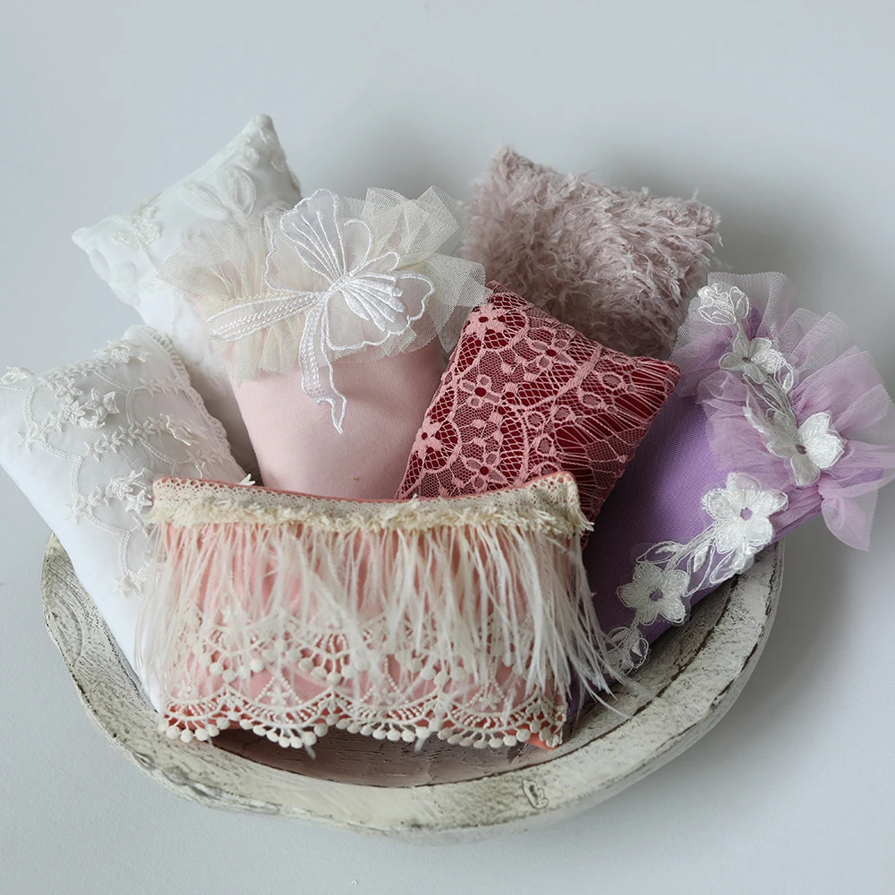 Newborn Photography Props Mini Lace Floral Posing Pillow for Baby Boy and Girl Photo Studio Pose Prop Accessories