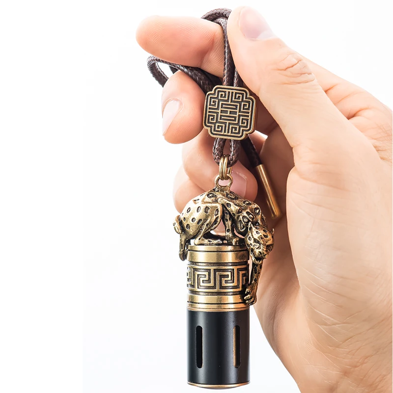 

Luxury Animal Design Car Fragrance Retro Style Auto Car Air freshener Metal + Leather Good Smell Car Perfume Top Business Gift