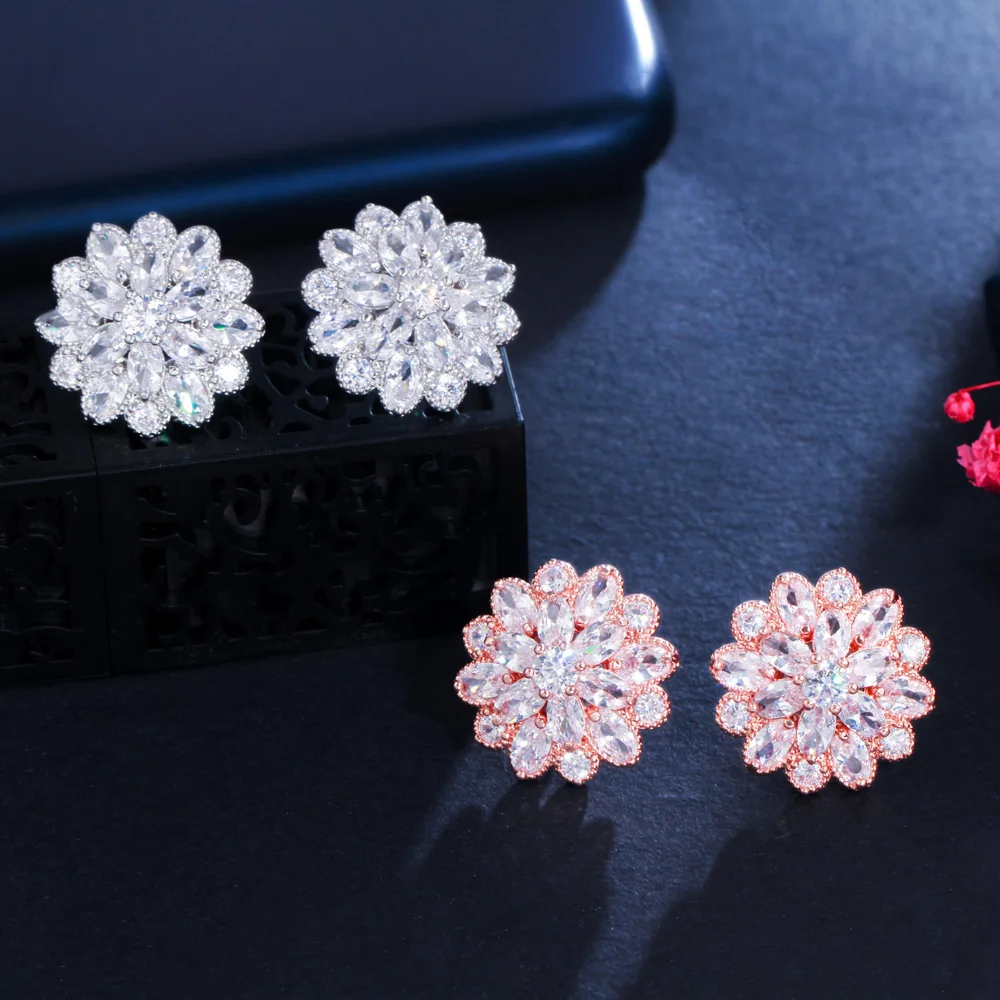 CWWZircons Design Elegant Cubic Zirconia Jewelry Silver Plated Sparkling CZ Stones Big Flower Stud Earrings for Women CZ220