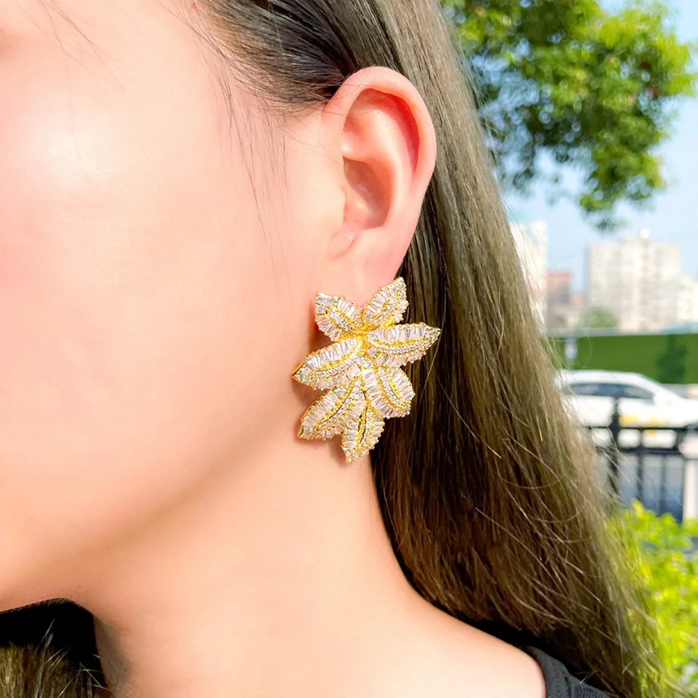 Pera Precious Yellow Gold Color Big Leaf Design Drop CZ Zircon Luxury Banquet Jewelry Long Dangle Earrings for Women Party E864