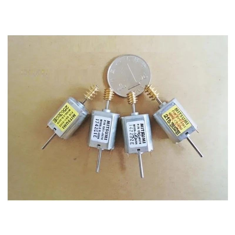 10PCS Mitsumi QK1 Serie 030 12-24V Micro Motore a corrente continua con verme di rame e doppio albero utilizzato per il giocattolo o il fai da te