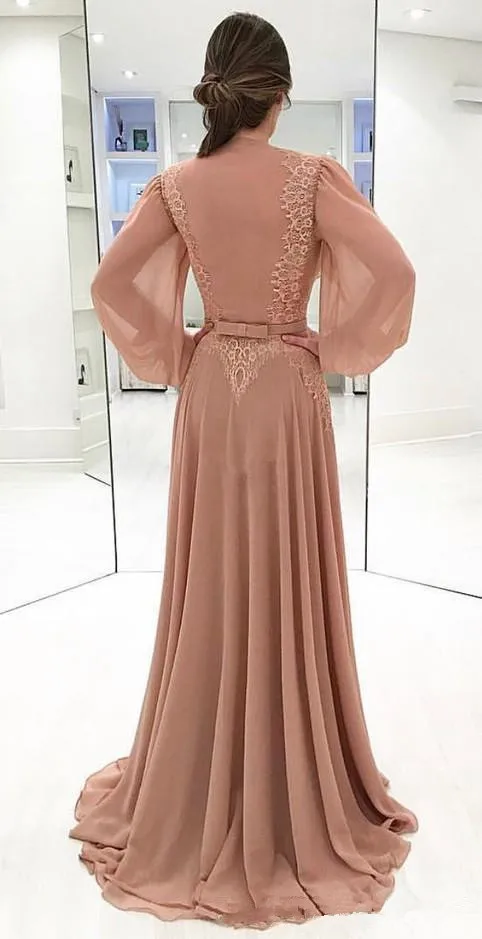 Fashion Lace Appliques Chiffon Mother of the Bride Dresses 2020 v neck Unique Long Sleeves Floor Length Prom Gown