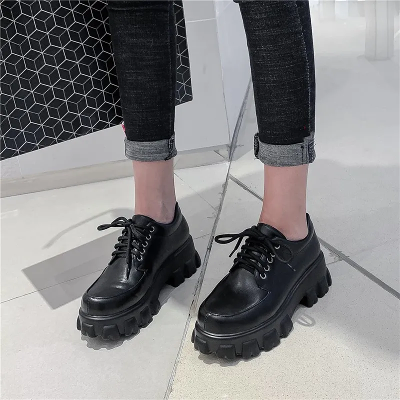 

YMECHIC Autumn Spring Ladies Flat Platform Shoes Lace Up Patent Faux Leather White Black Sneakers Oxford Shoe for Women Big Size