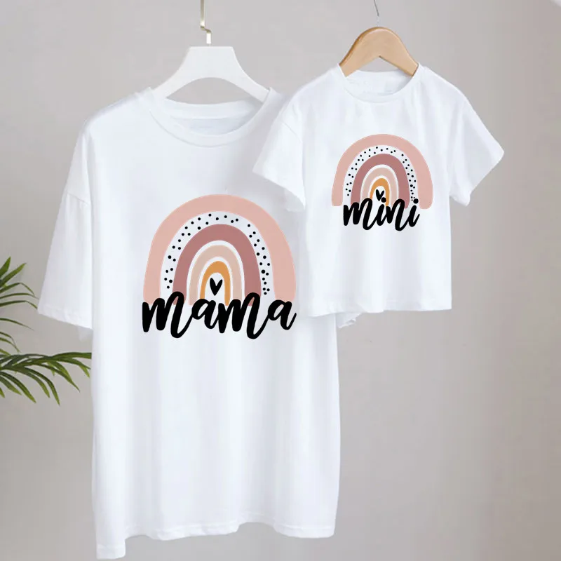 

Cute Rainbow Mama And Mini Family Matching Tshirts Summer Short Sleeve Family Look T-shirts Mother And Daughter Fashion Clothes