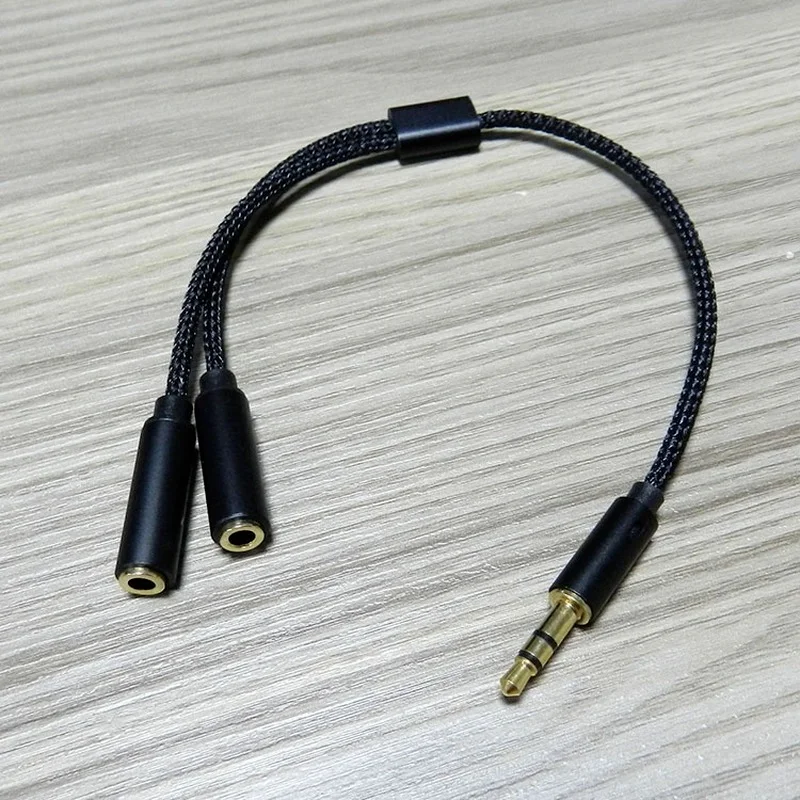 3.5mm One Point Two Couple Splitter One Male and Two Female Gold-plated Audio Cable Nylon Braided Headphone Cable Audio Cable