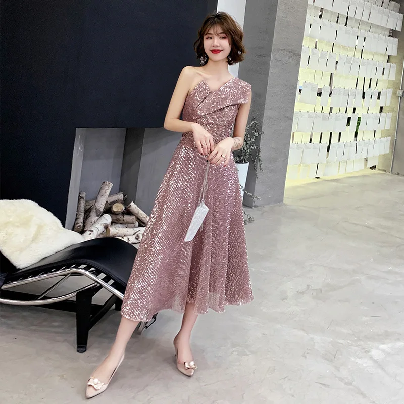 

Rose Pink One Shouler Evening Dress Can Usually Wear Banquet Host Cocktail Dress Female Simple Generous Sexy Sequins Dress A085