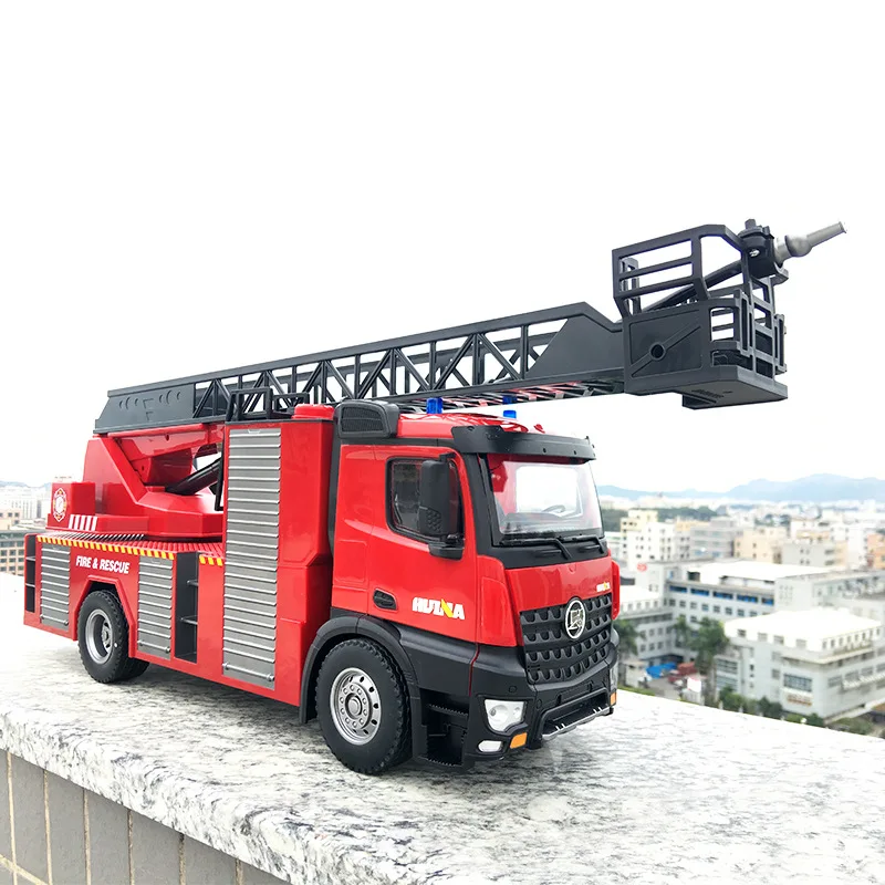 22-CH Simulation Ladder Fire Truck One Key Spray Water 270Degree Rotation Console Liftable Ladder 40Mins Sound And Light RC Toy