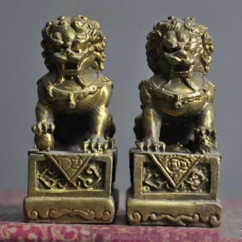 

old Chinese Brass Folk Fengshui Foo Fu Dog Guardion Door Lion Pair Statue mascot Decoration Collection Ornaments Lucky