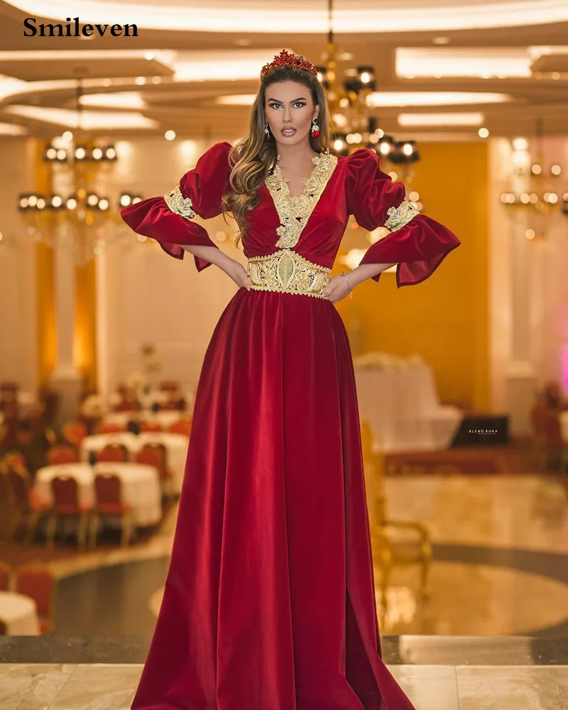 Smileven Red Vintage Satin Saudi-arabien Abendkleid v-ausschnitt Flare Ärmel Besondere Anlässe Party Kleider Mit Gold Spitze Appliques