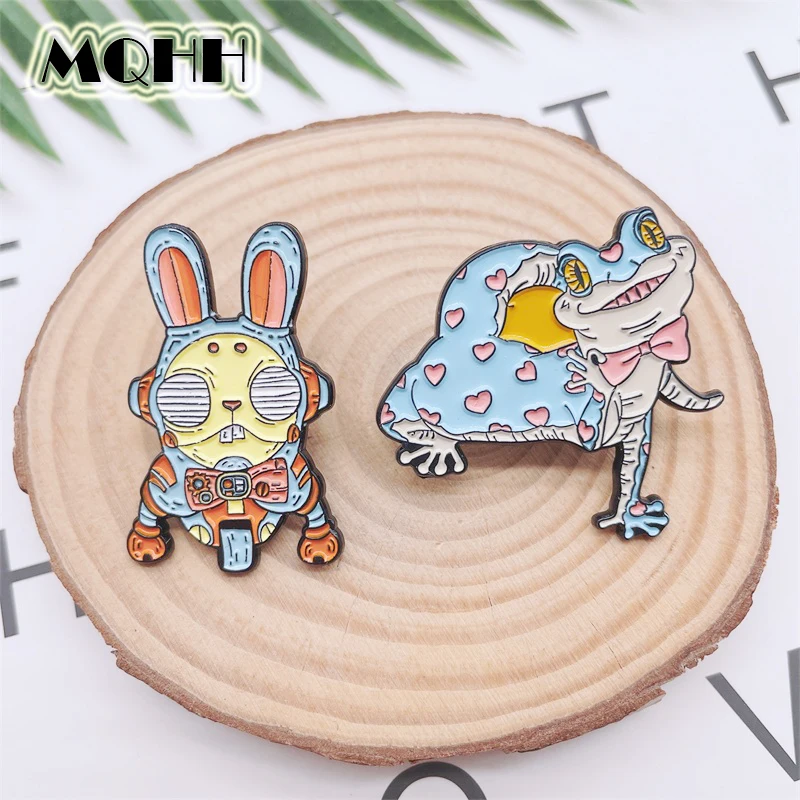 Creative Punk Rabbit Ear Robot Enamel Pins Animal Love Lizard Alloy Brooch Fun Badge Fashion Woman Jewelry Gift For Friends