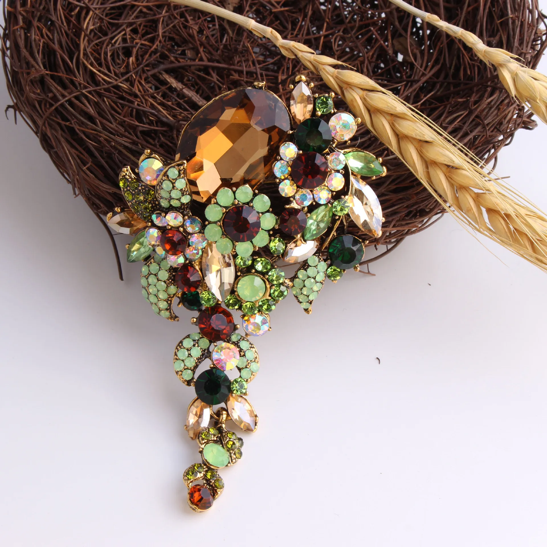 Europe And Usa Popular Brooch Color big glass brooch christmas brooch women clothing accessories
