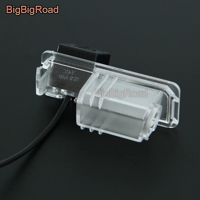 BigBigRoad Per Volkswagen Nuovo Magotan Bora Auto Vista Posteriore Retromarcia Telecamera di Backup Visione Notturna Telecamera di Parcheggio Connettore RCA