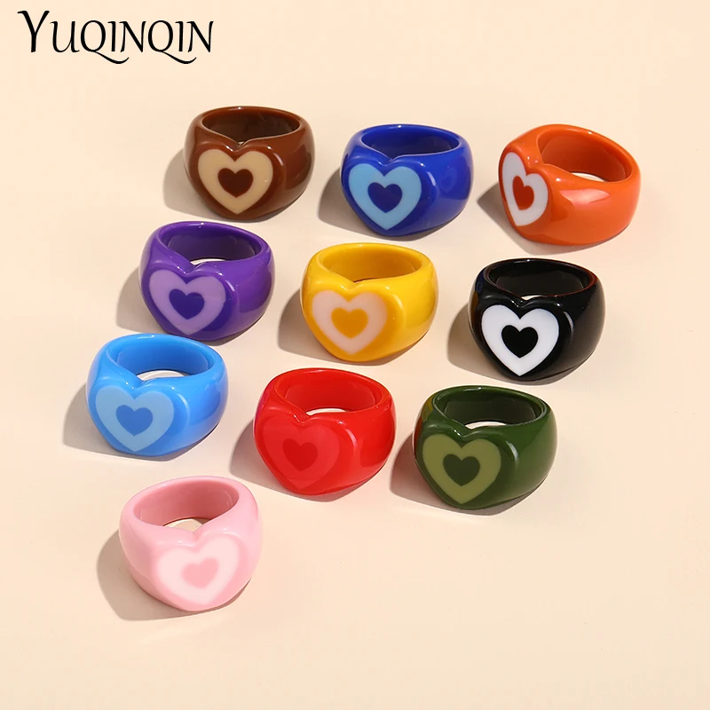 Love Heart Rings for Women Aesthetic Simple Resin Gothic Punk Finger Rings for Girls Trend Geometric Fashion Jewelry Party Gifts