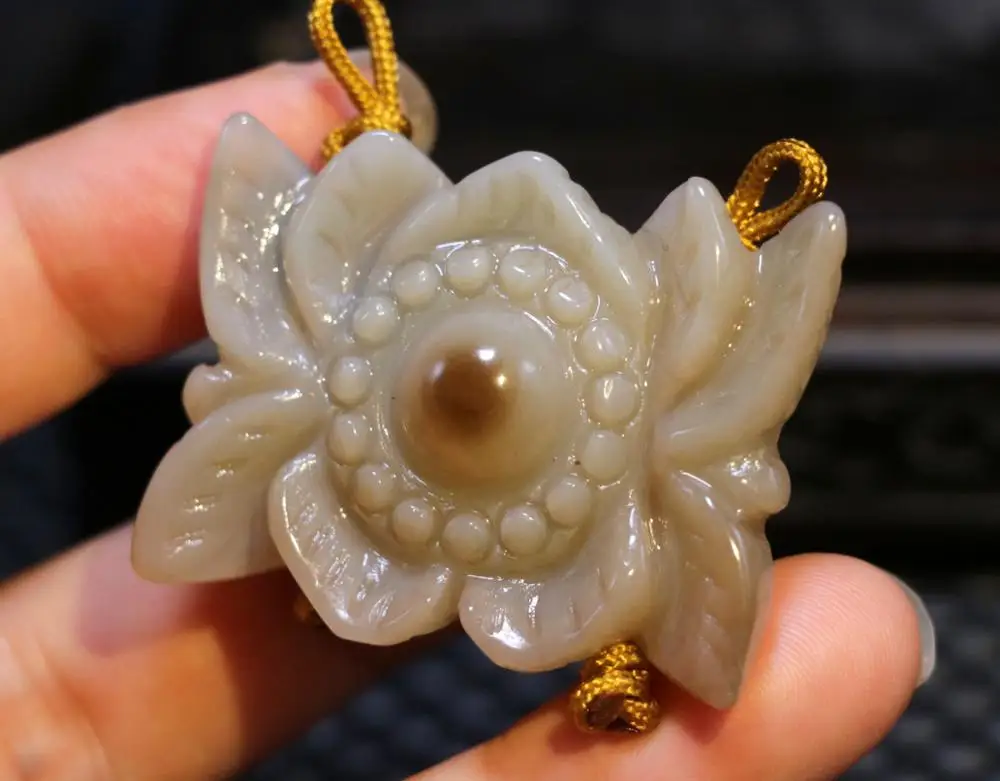 Big Treasure TalismanEnergy!!! Tibetan Onyx Big Fortune Totem Lotus Flower Heaven Eye Carving Pendant Timestown