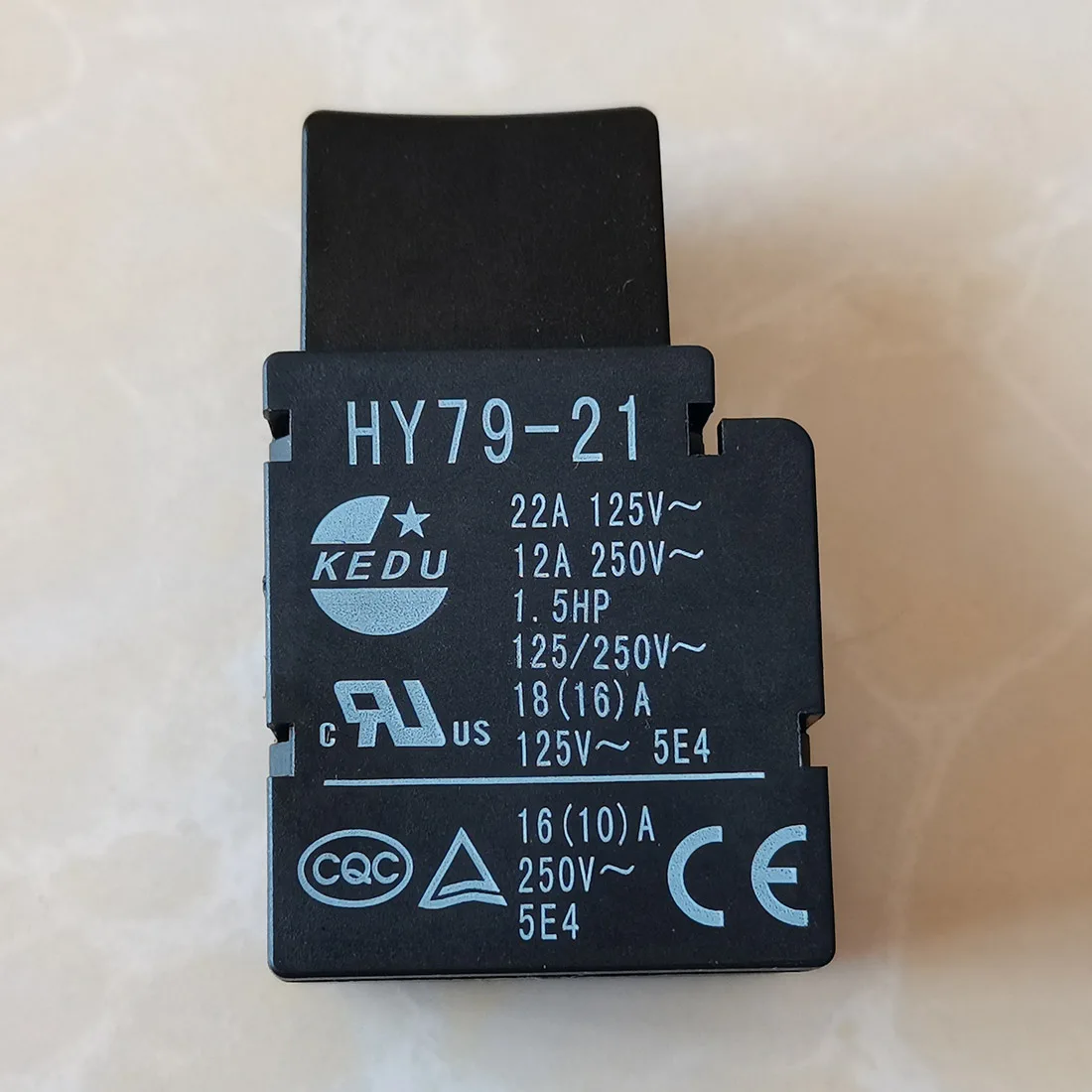 

2Pieces KEDU HY79-21 Trigger Switches Power Tools Pushbutton Switch 22A 125V 12A 250V 1.5HP 125/250V 5E4 CE CQC