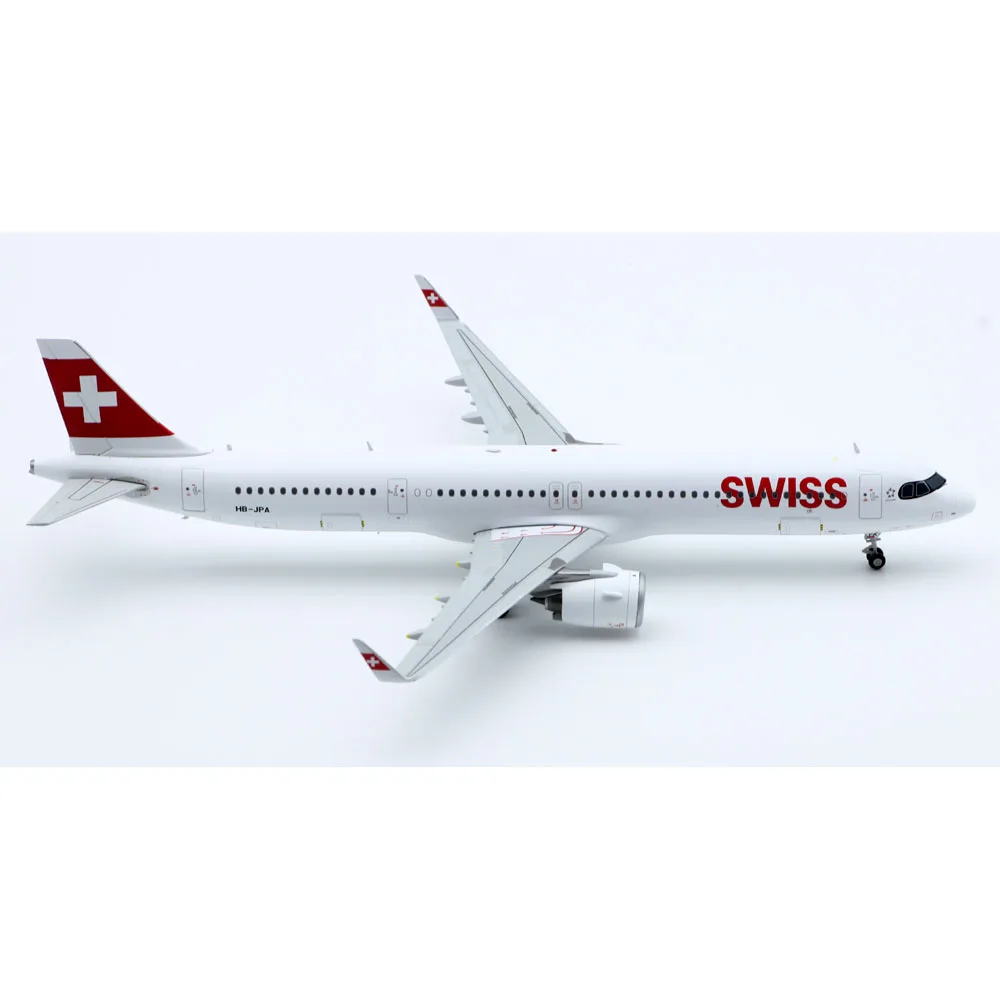 1:200 Alloy Collectible Plane JC Wings EW221N007 Swiss Airlines \