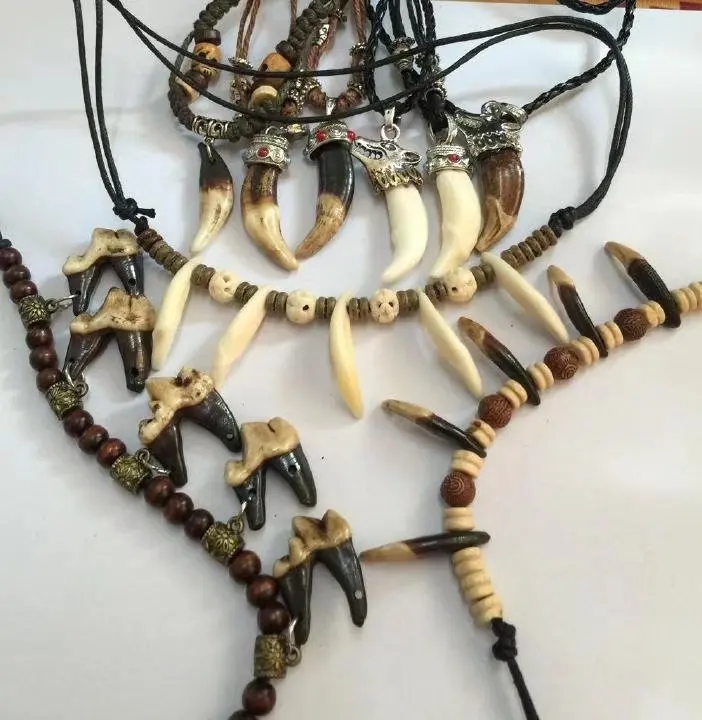 12 PCS Vintage Tribal Classic Unique Men\'s Wolf Tooth Necklace Casual Jewelry