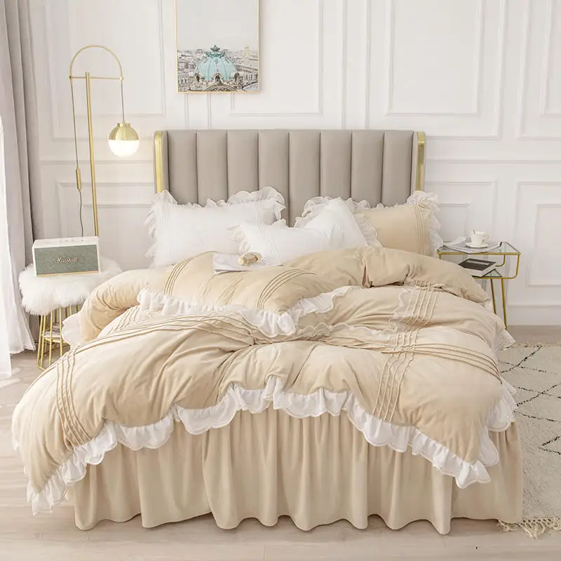 

Beige Crystal Velvet Bedding Set Winter Warm Bedspread Solid Color Thick Duvet Cover Bed Skirts Pillowcase Home Textile