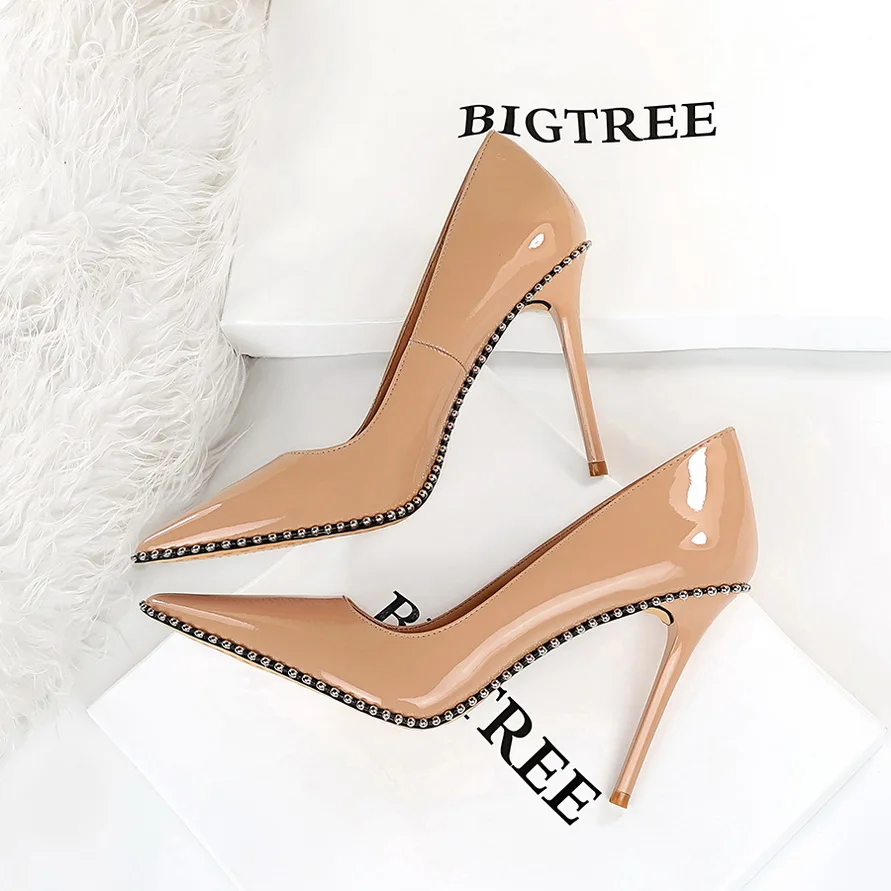 

BIGTREE Shoes Rivet Women Pumps Patent Leather High Heels Women Shoes Metal Chain Stiletto Heels Party Shoes Large Size 41 42 43