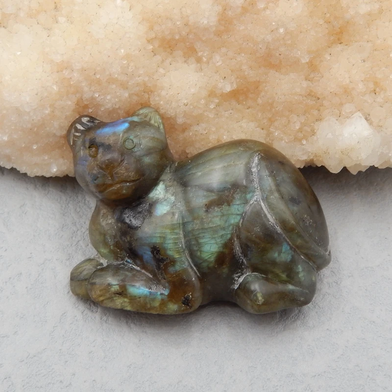 Semiprecious stone Jewelry,wholesale gemstone.Carved lion gemstone Labradorite Cabochon,49x36x14mm33.9g（Nonporous）