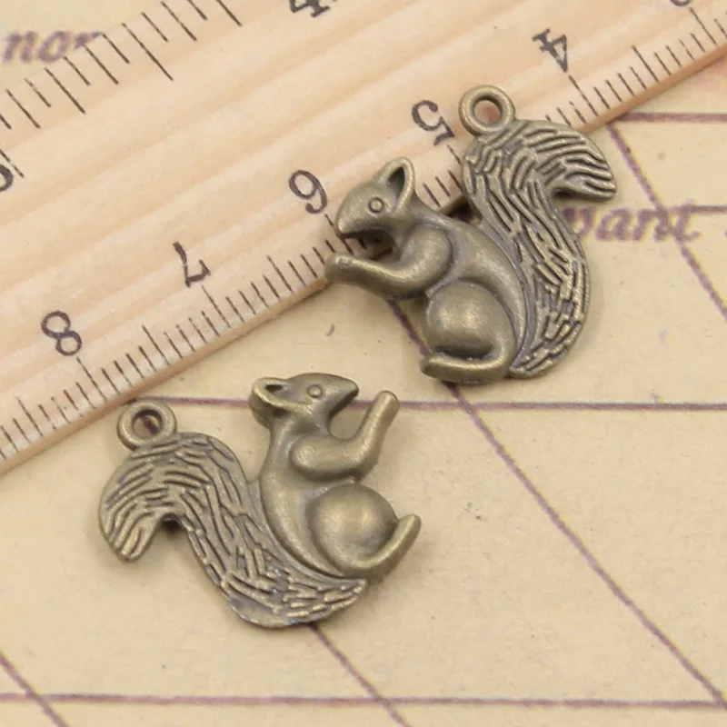 10pcs Charms Double Sided Squirrel  21x21mm Tibetan Bronze Silver Color Pendants Antique Jewelry Making DIY Handmade Craft