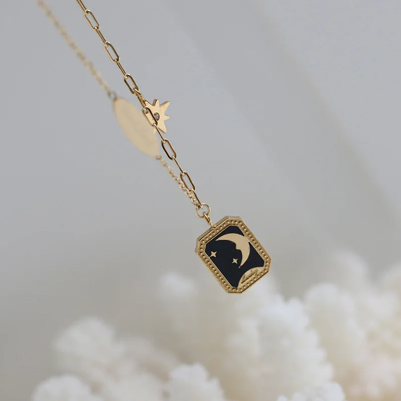 YUN RUO 18 k Gold Plated Vintage Enamel Moon Square Pendant Necklace Fashion Titanium Steel Jewelry Woman Accessory Never Fade
