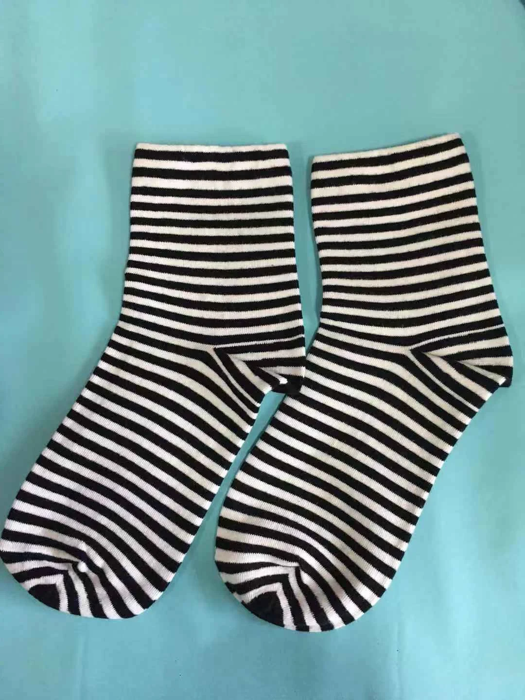 Autumn And Winter Colored Pinstripes Soft And Comfortable Cotton High Quality Women Socks Wholesale Mix Color 5pair/lot