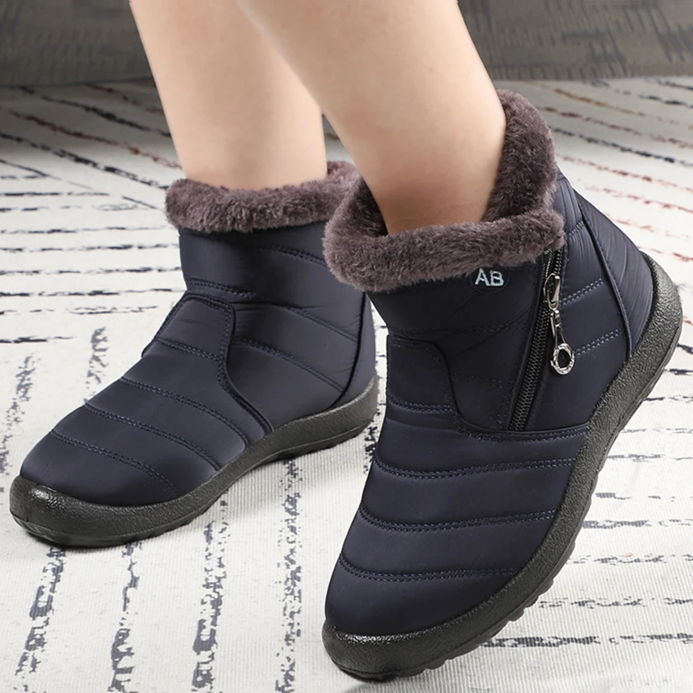 Botas de neve impermeáveis para mulheres, sapatos de inverno macios, botas de tornozelo quentes, sapatos casuais femininos plus size