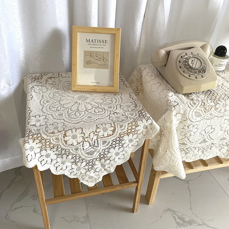 Crocheted tablecloth bedside cover cloth dustproof pad retro art home coffee table placemat