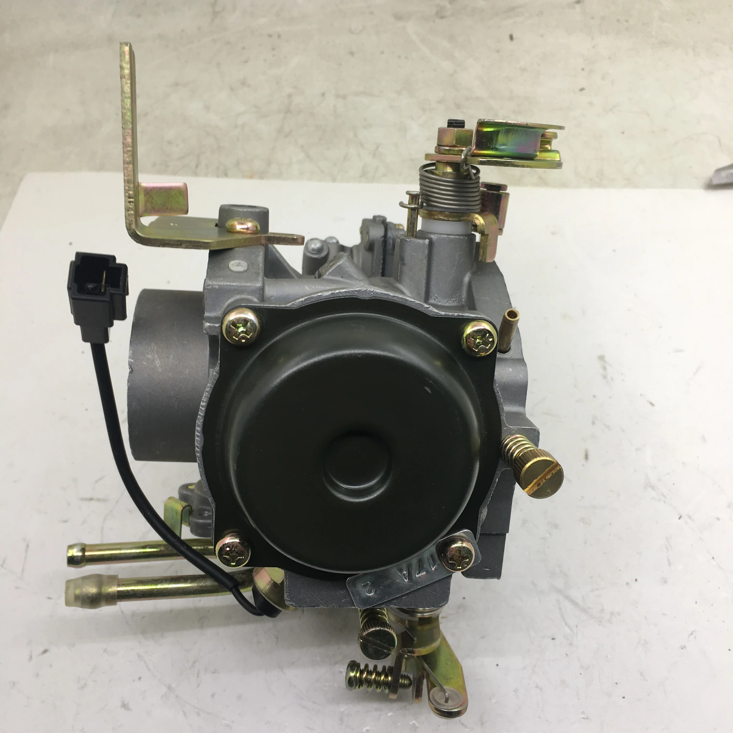 SherryBerg  Carburetor carburettor  FOR MITSUBISHI T/120SS auto carb engine OEM MD-172818 MD172818 manufacture quality vergaser