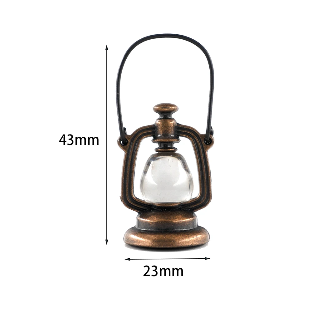 1/12 Dollhouse Miniature Accessories Mini Metal Vintage Oil Lamp Simulation Barn Lantern Model for Doll House Decoration ob11