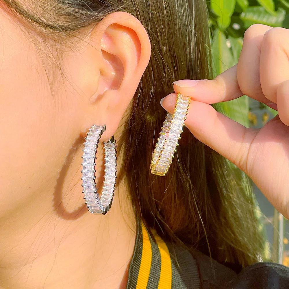 CWWZircons Schicke Baguette-Bambus-Zirkon Große Runde Creolen für Damen Luxus-Statement-Designerschmuck Großhandel E0740 – Detail 3