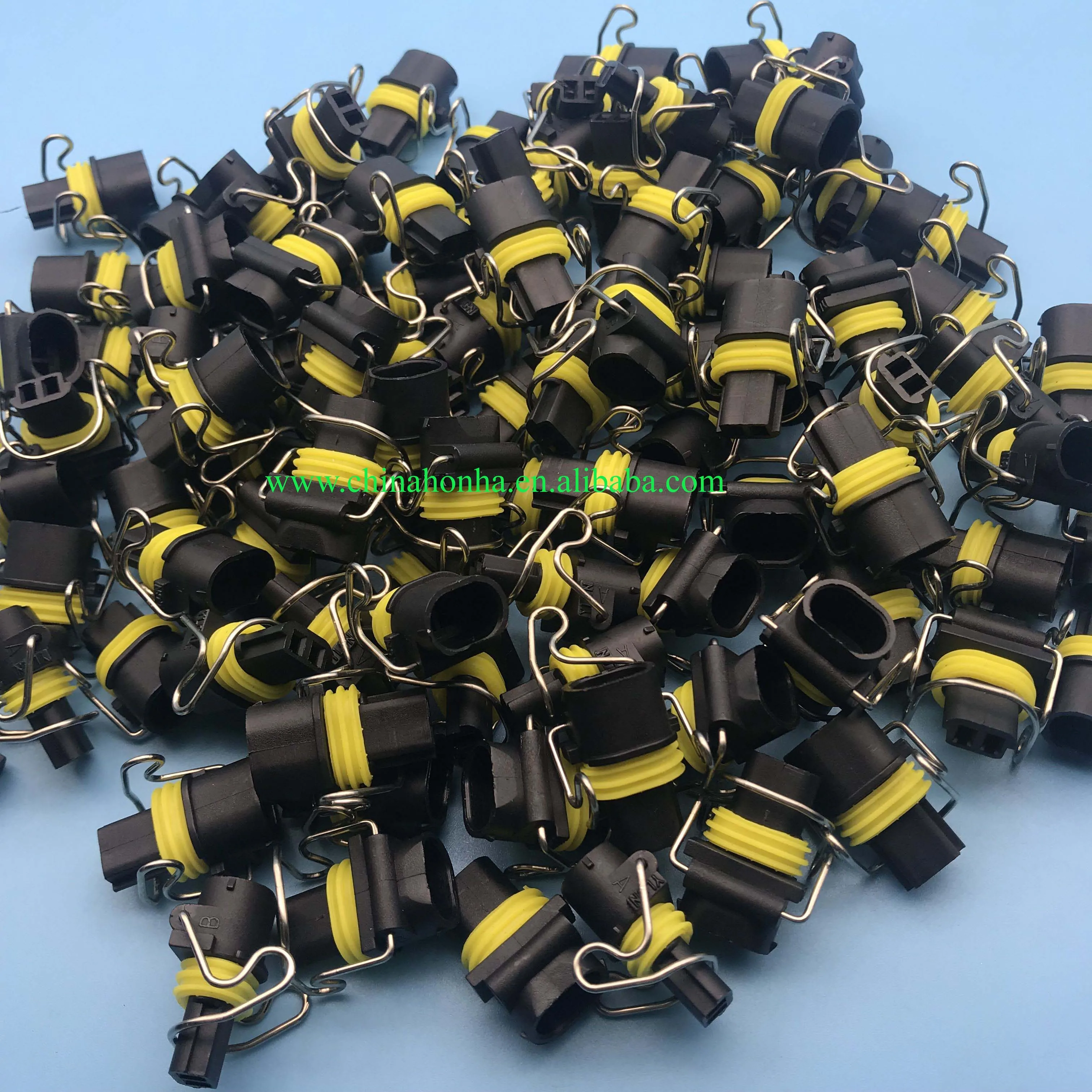 

2 pin auto electrical nozzle plug auto waterproof female wire harness connector for E320 323 325 329 330 C7C9