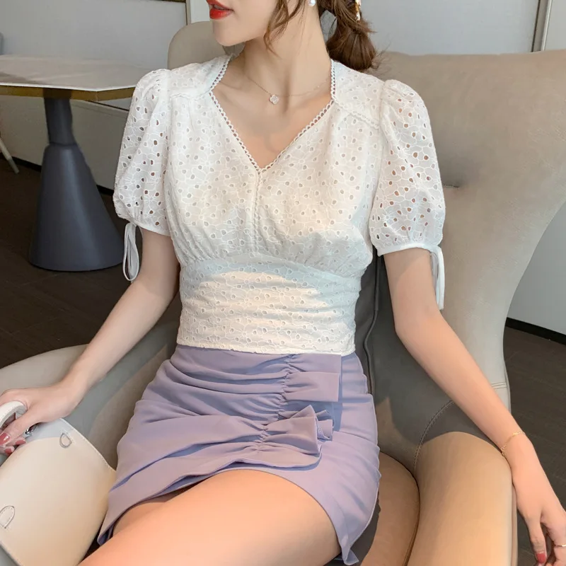 Nữ Áo Mùa Hè 2020 Tay PHồng Nơ, Phối Ren Croptop Ngắn Thiết Kế Vintage Cổ V Sang Trọng Áo Sơ Mi Hàn Quốc Hàng Đầu Cam trắng