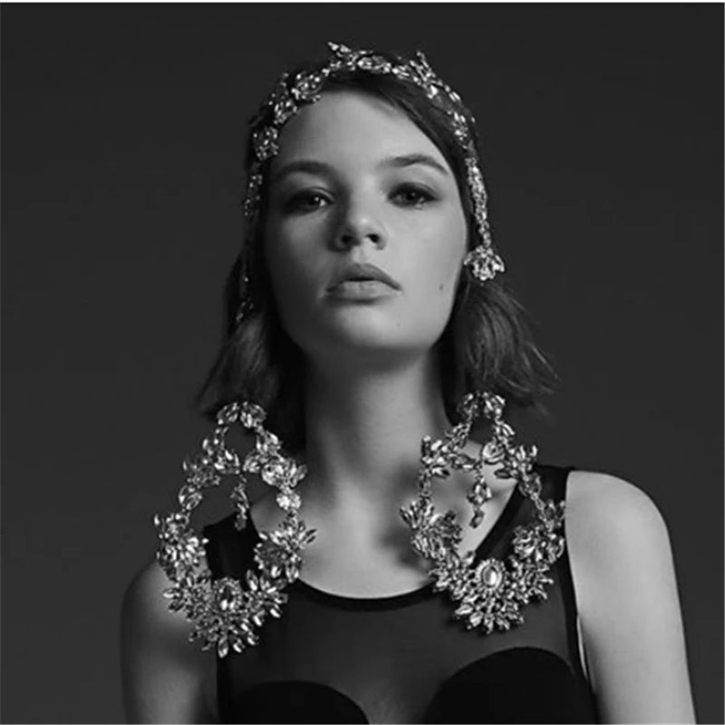 High-Quality New Rhinestone Long Flower-shaped Headdress Hair Band Pendant Long Earrings Bridal Wedding Luxury Head Accessories