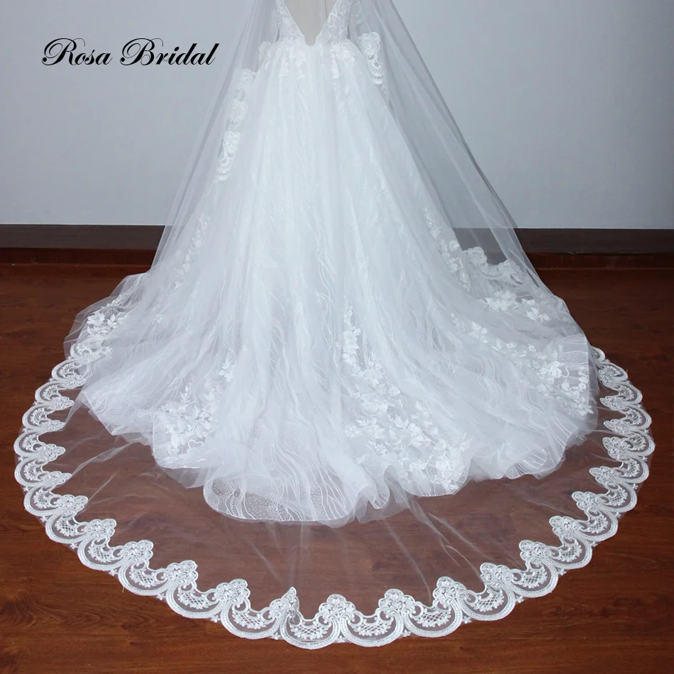 

French Lace Niche Wedding Veil