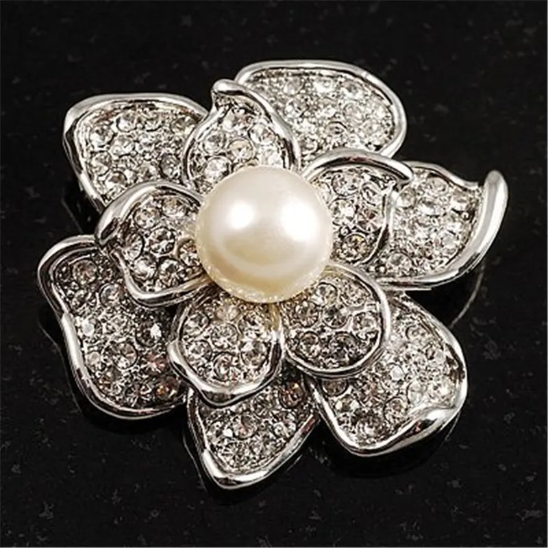 Statement Silver Color Rose Flower Alloy Brooch Full Rhinestone Large Fresh Pearl Wedding Brooch Romantic Jewelry For Women