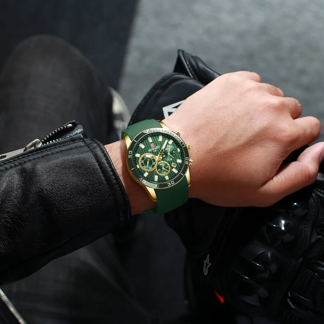 REWARD Army Green Quartz Clock Luxury Chronograph 3 Sub-dia Watch 2021 Military Auto Date Silicone Strap Watches for Men