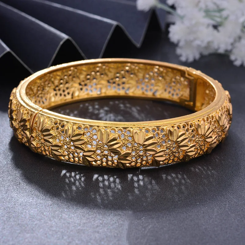 Gold Color Bangles 1pcs/lot Gold color Bangles for Women Luxury Flower Bracelet Ethnic Yellow Gold Color Charms Jewelry