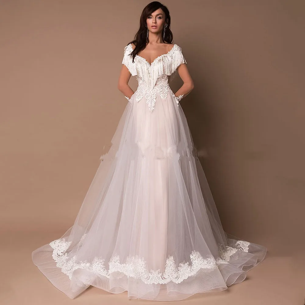 Classic V-Neck Wedding Dresses 2021 Lace Appliques Cap Sleeve Tassel Backless Court Train Bridal Gowns Soft Tulle Robe De Marie