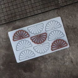 Hollow Out Fan Shape Chocolate Stencil Mold Half Flower Transfer Sheet Cake Decorating Silicone Mould Baking Chablon