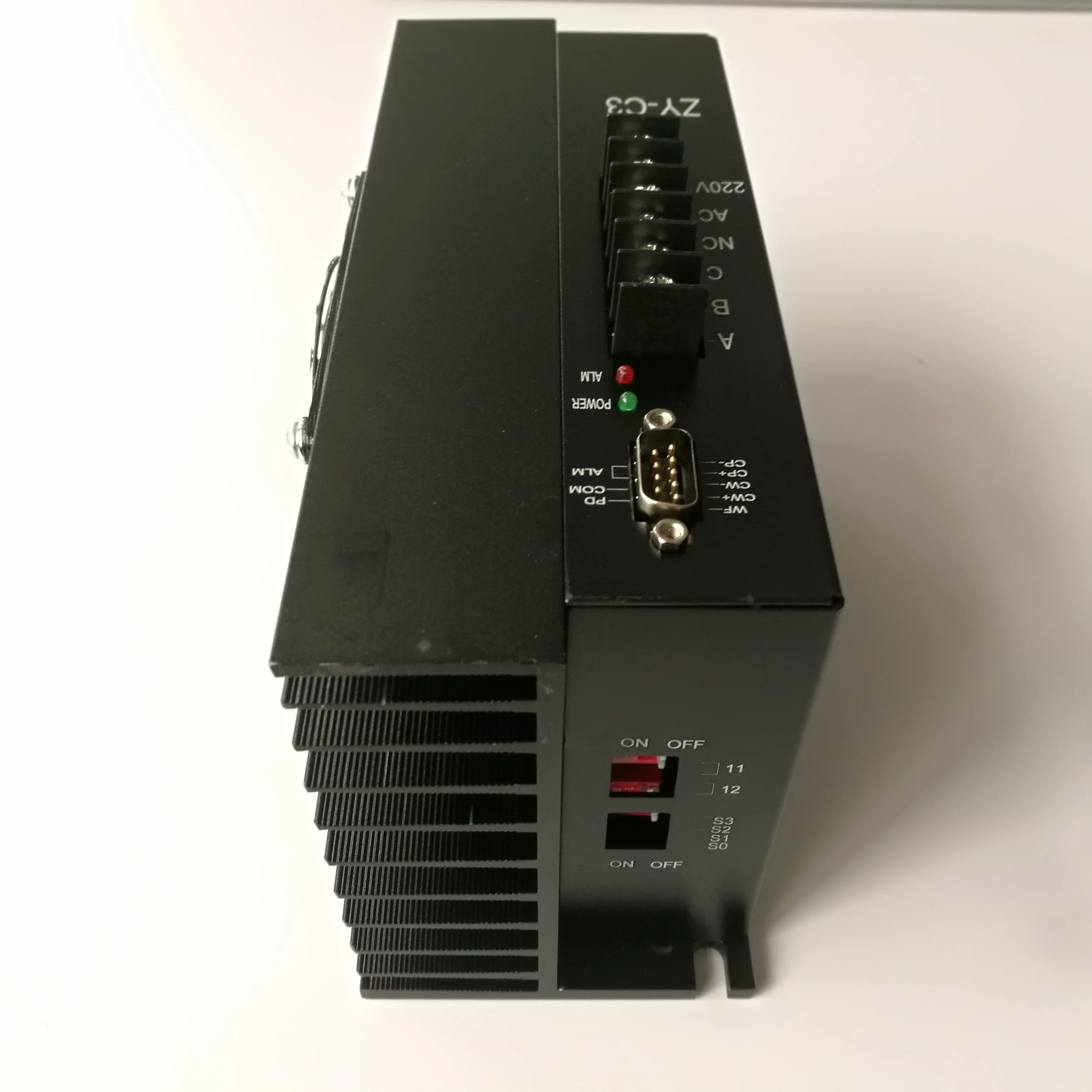 Imagem -03 - Então c3 c3 Driver Trifásico para Máquina de Solda e Fabricação de Bolsalas Não Tecidas Tablezyc3