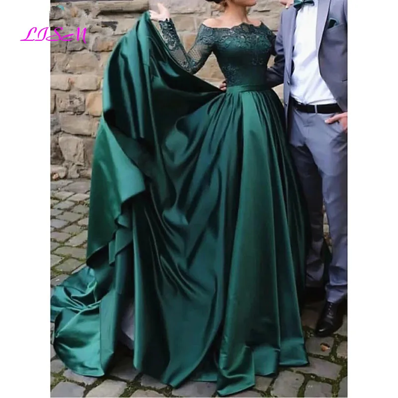 

Elegant Muslim Long Sleeves Lace Emerald Green Evening Dresses Off the Shoulder Lace Appliques Satin Formal Prom Dress