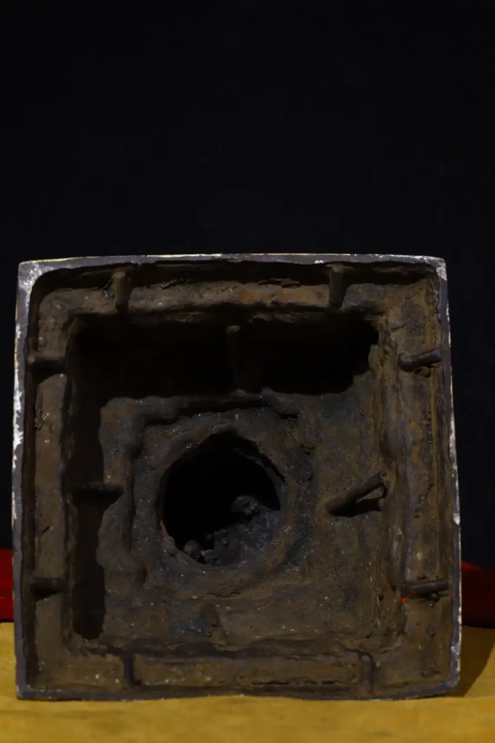 11