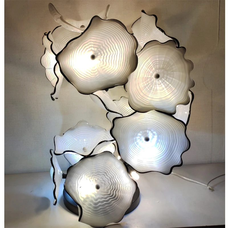 Artistic Design White Color Light 100% Hand Blown Murano Glass Sculpture for Home Hotel Decor Creative Table Lamp